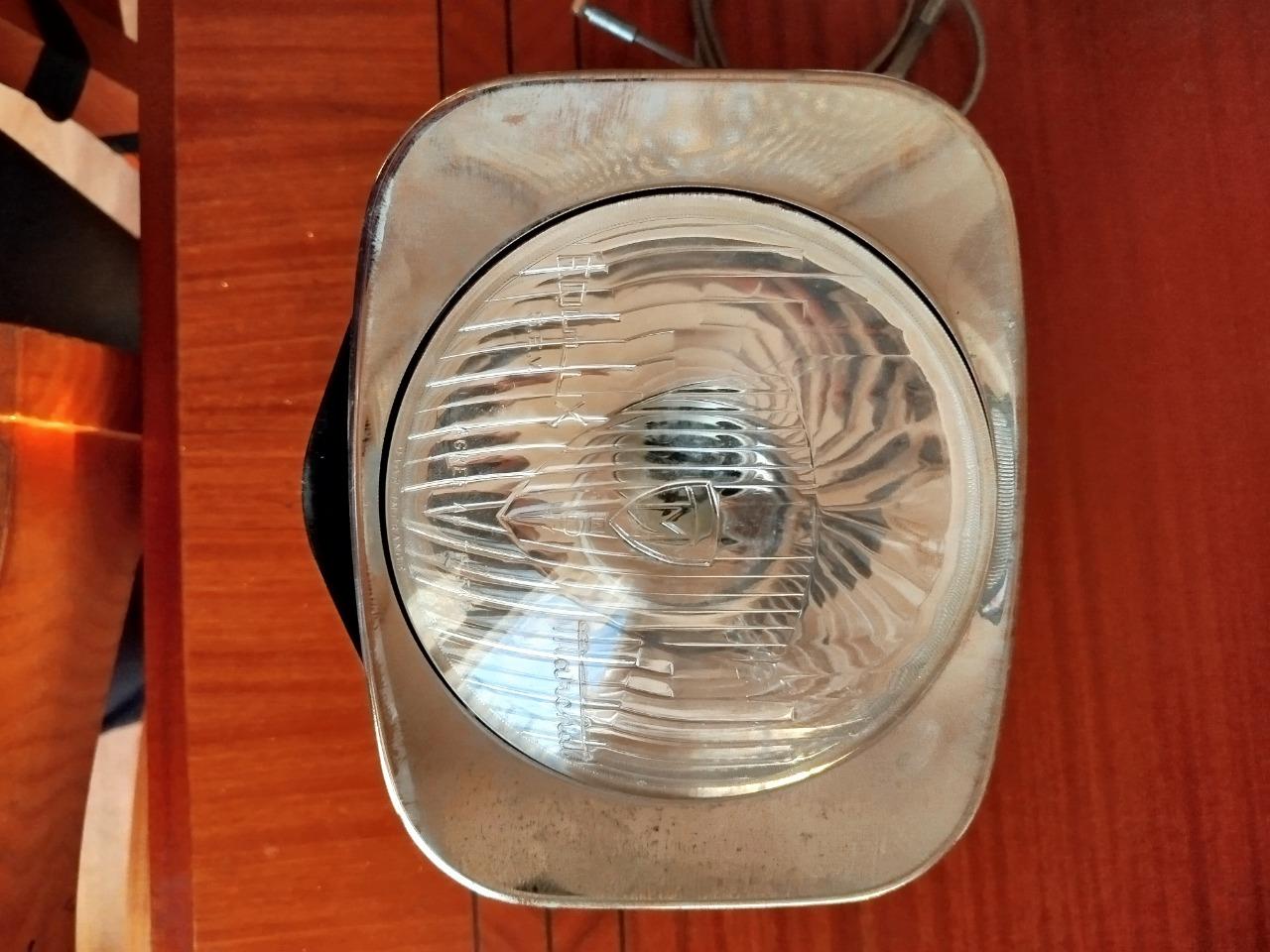 Phare gauche complet pour CITROEN Dyane LesAnciennes.com