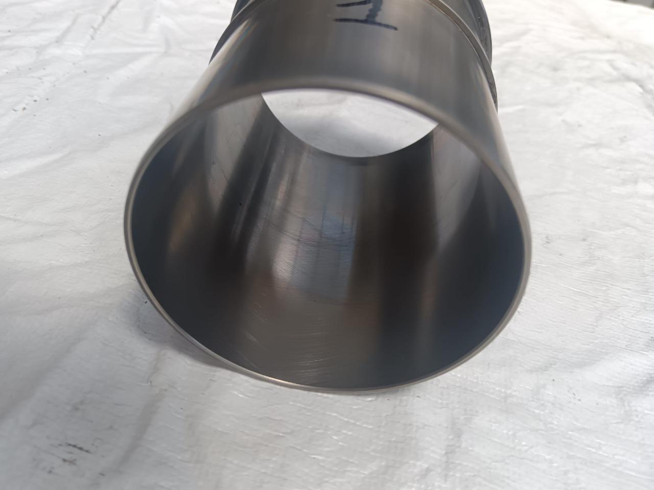Chemises de pistons Ferrari 360 LesAnciennes.com