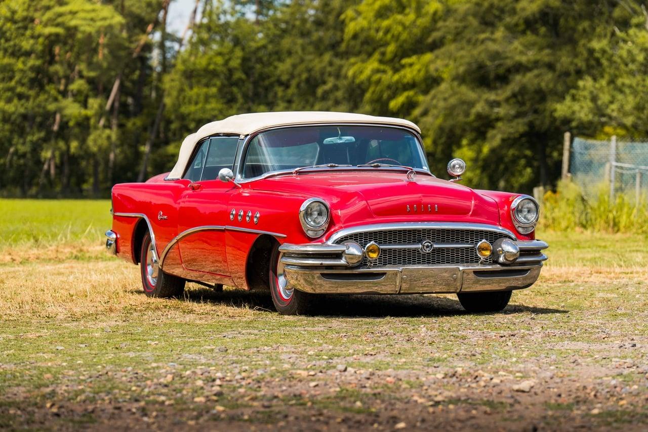 1955 Buick Super 8 Convertible LesAnciennes.com