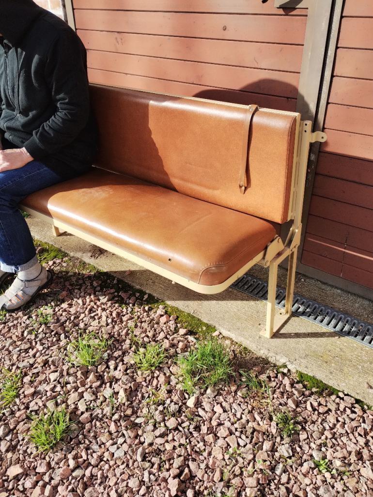 Banquette SAVIEM TP3 LesAnciennes.com