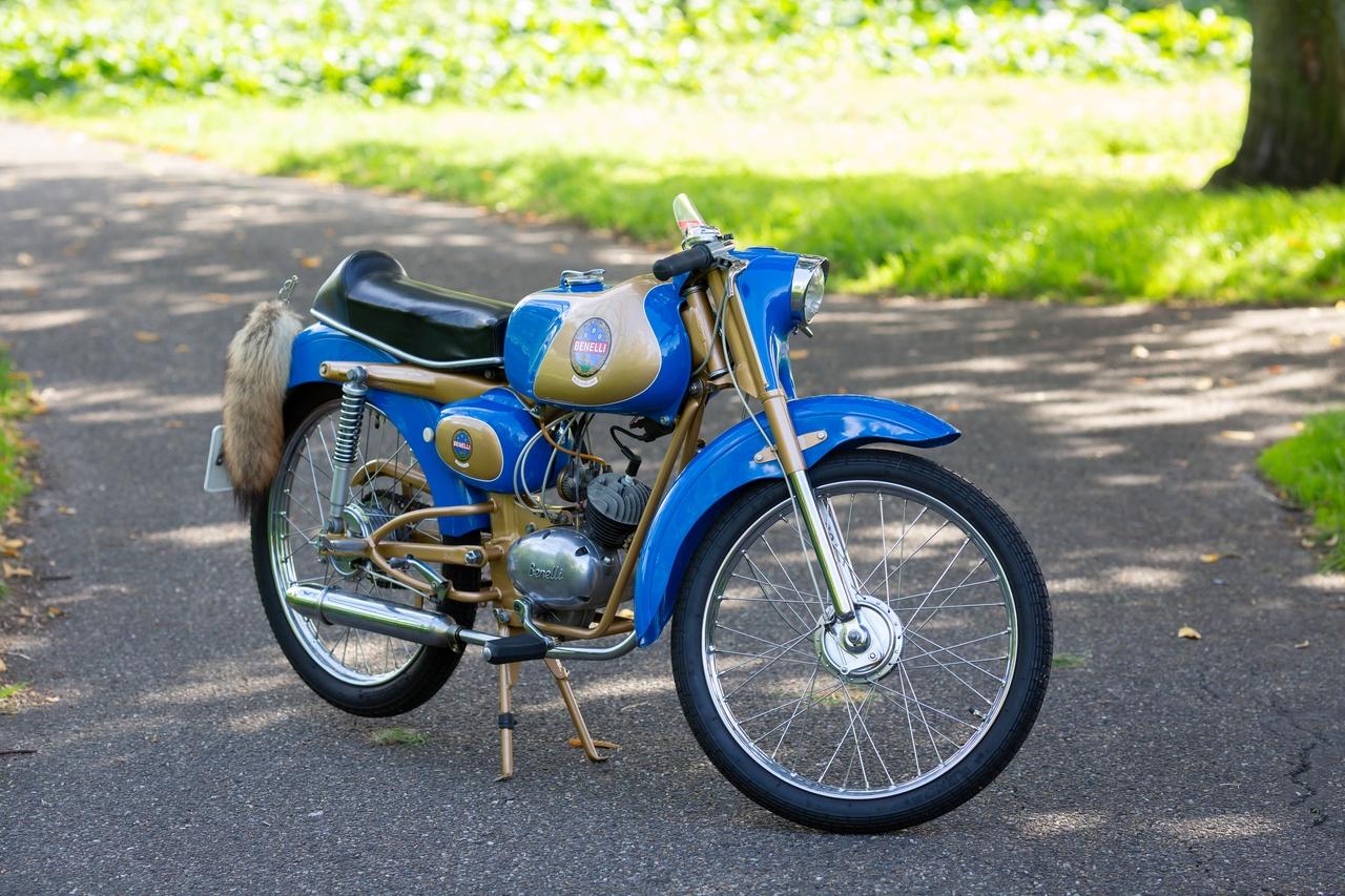 1963 Benelli Sprintmaster LesAnciennes.com