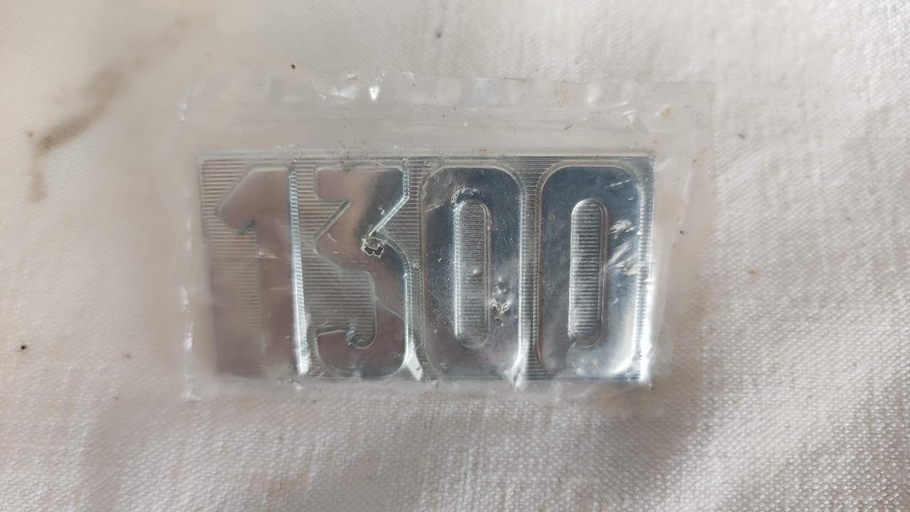 Plaque 1300 Alpine Renault LesAnciennes.com