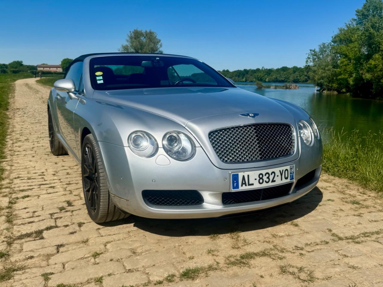 BENTLEY Continental gtc LesAnciennes.com