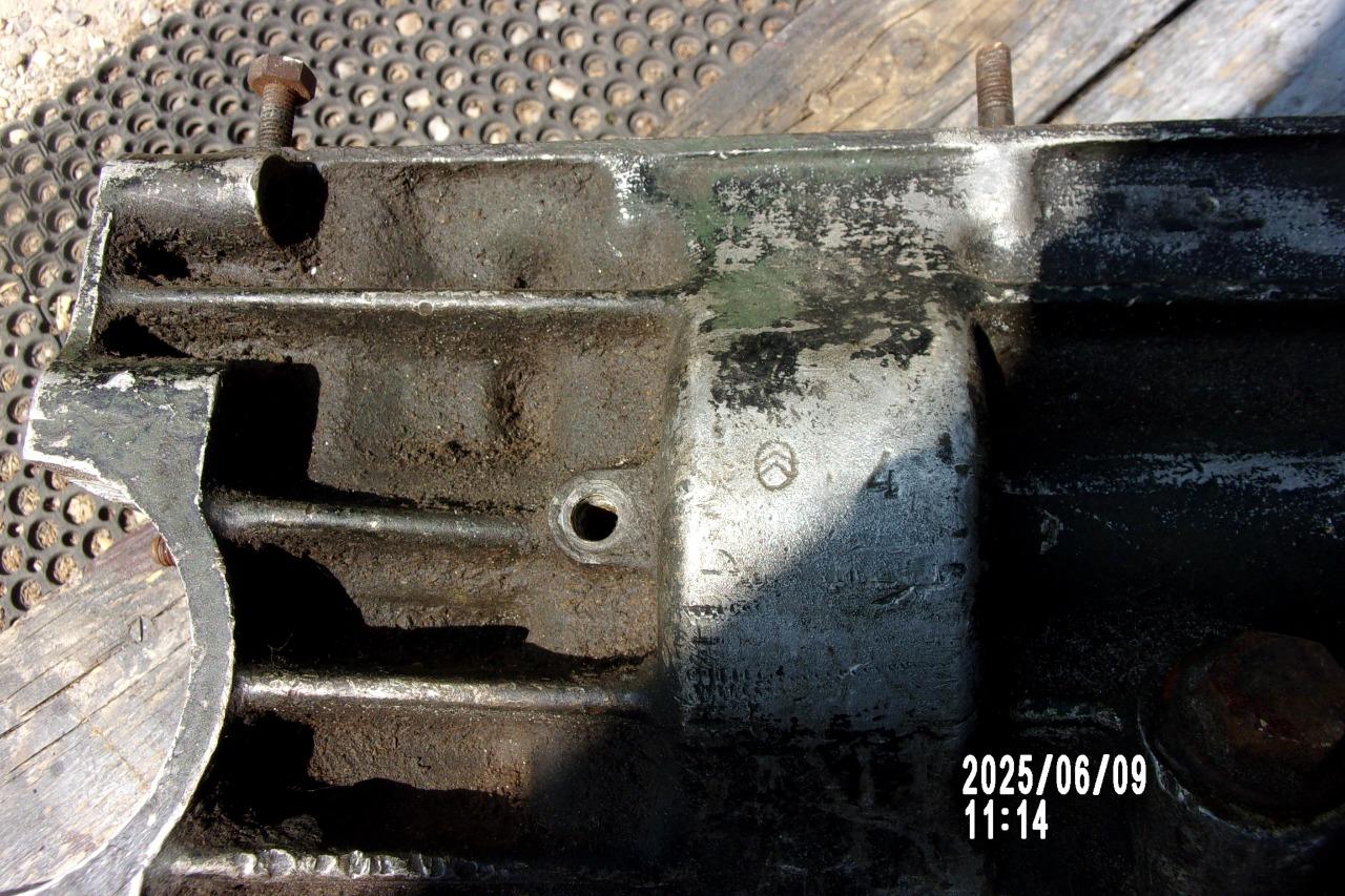 Pièces CITROEN Traction LesAnciennes.com