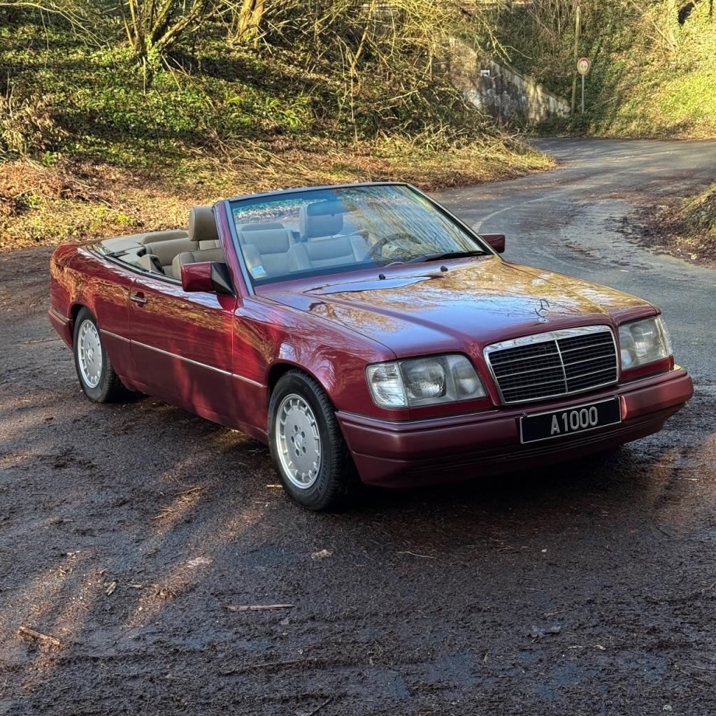 MERCEDES 300 CE A124 - BVA5 - 1993 LesAnciennes.com