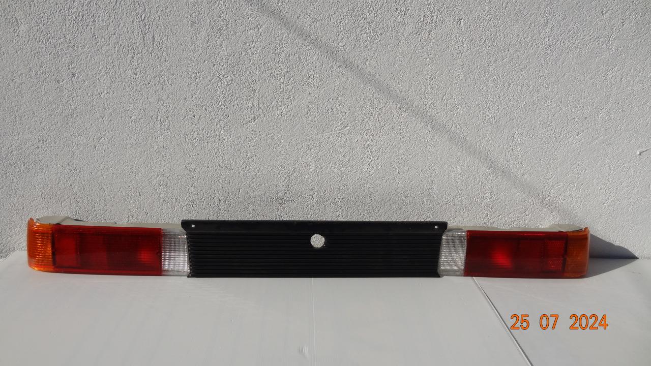 Feux BMW 320 LesAnciennes.com