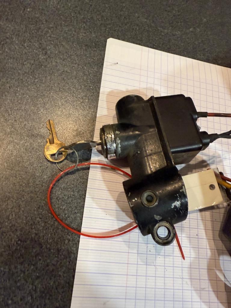 NEIMAN MERCEDES 190 SL Avec Clefs LesAnciennes.com