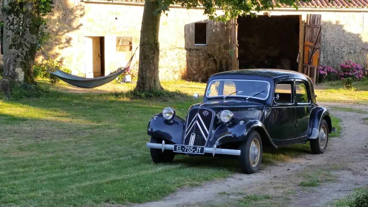 CITROEN Traction 11 B - 1955 LesAnciennes.com