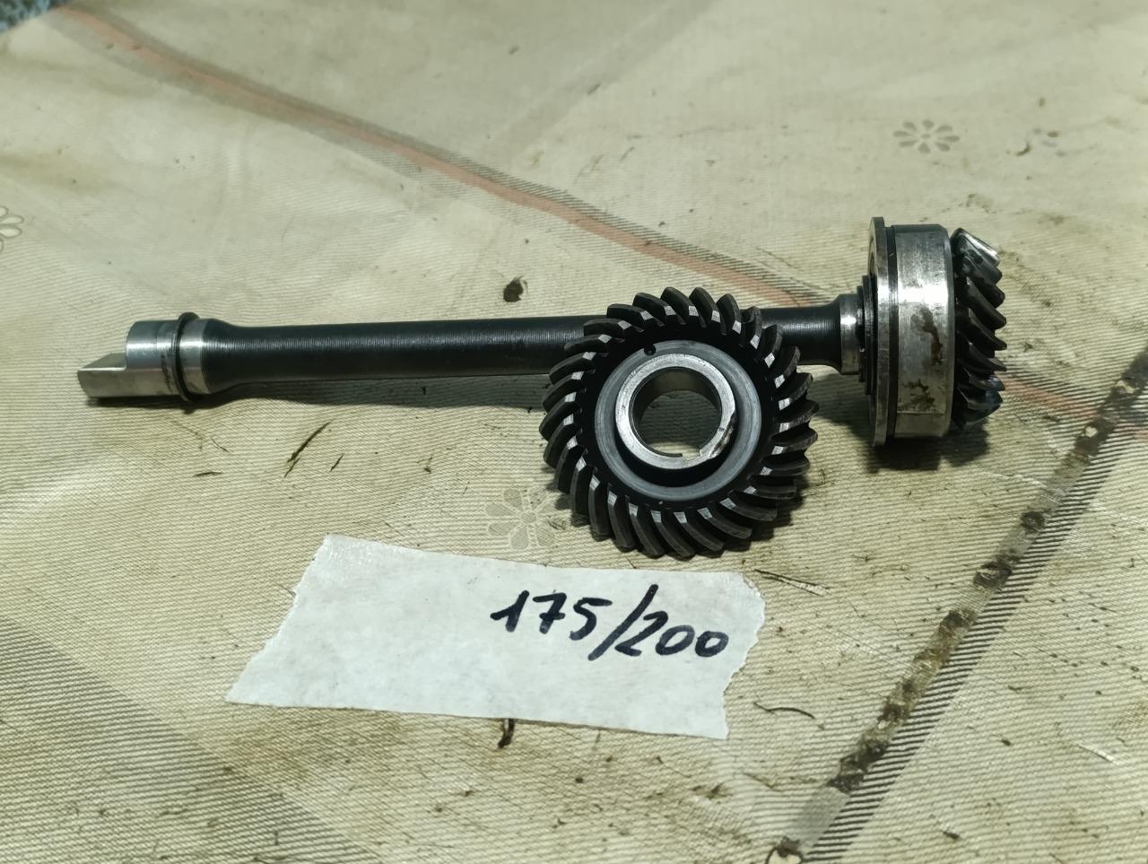 Paire de pignons coniques sup Ducati 175, 200 LesAnciennes.com