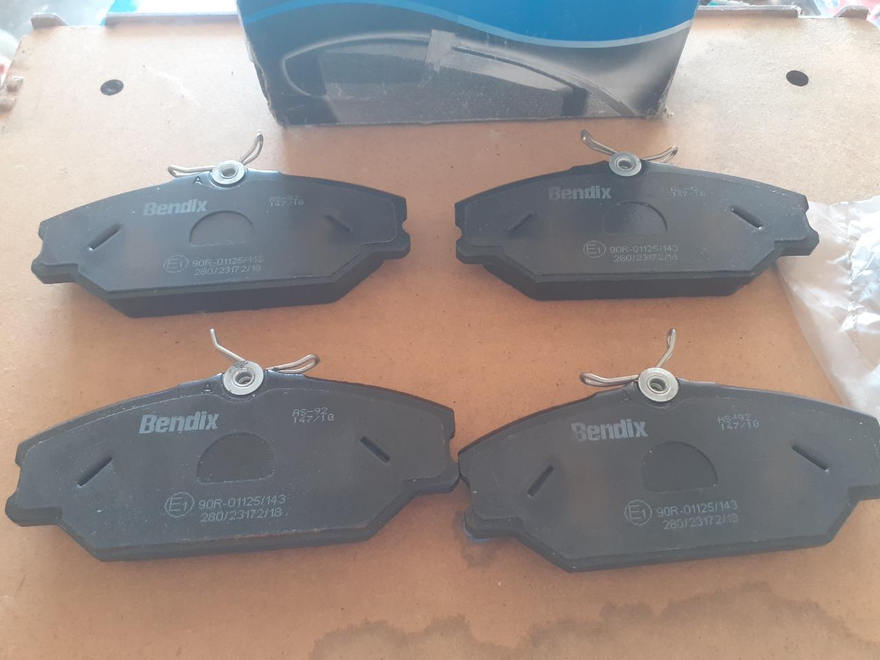 Plaquette de freins RENAULT Laguna LesAnciennes.com