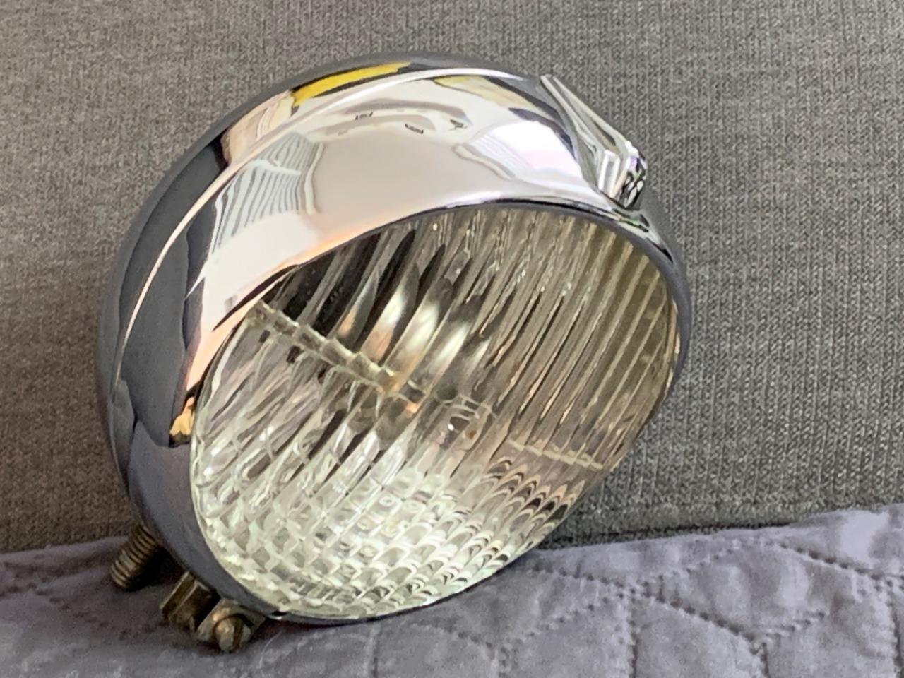 Phare Antibrouillard Cibié RENAULT 4 CV, Traction LesAnciennes.com