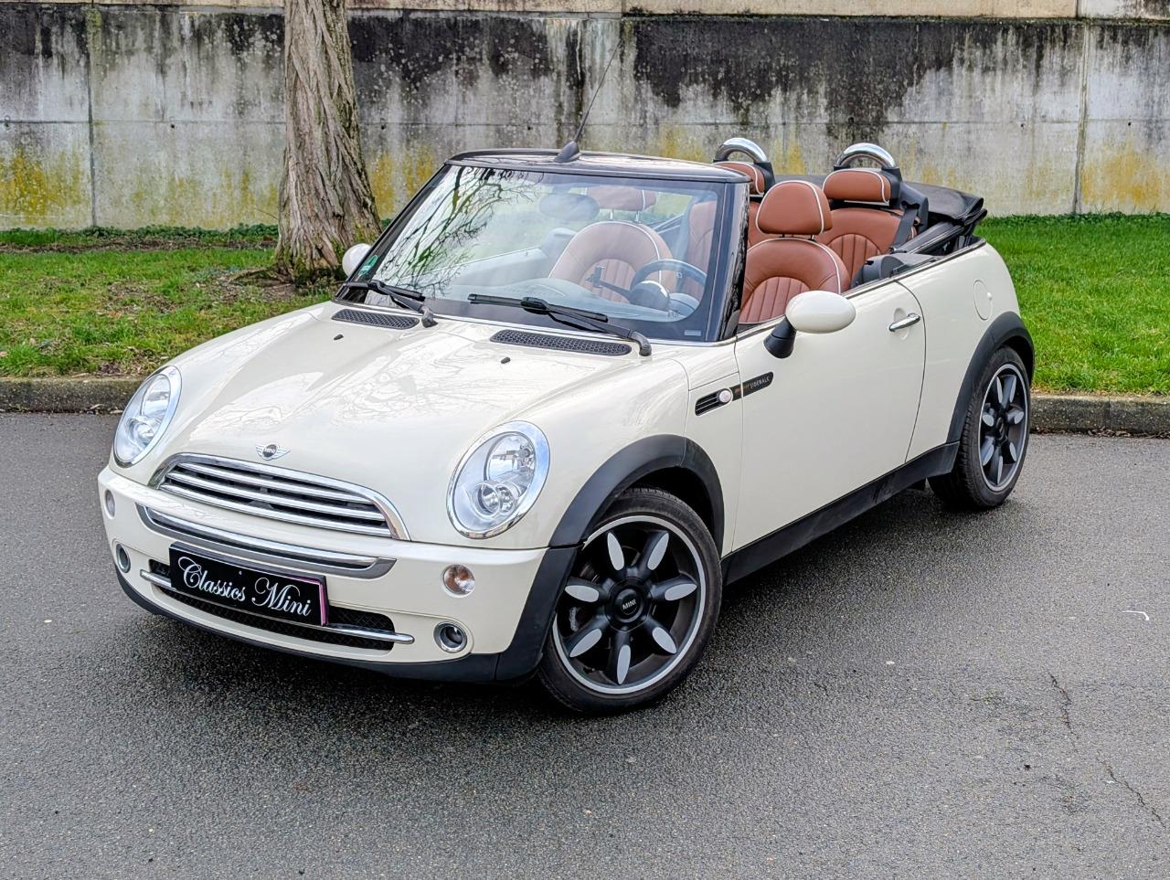 MINI Cooper Sidewalk Cabriolet LesAnciennes.com
