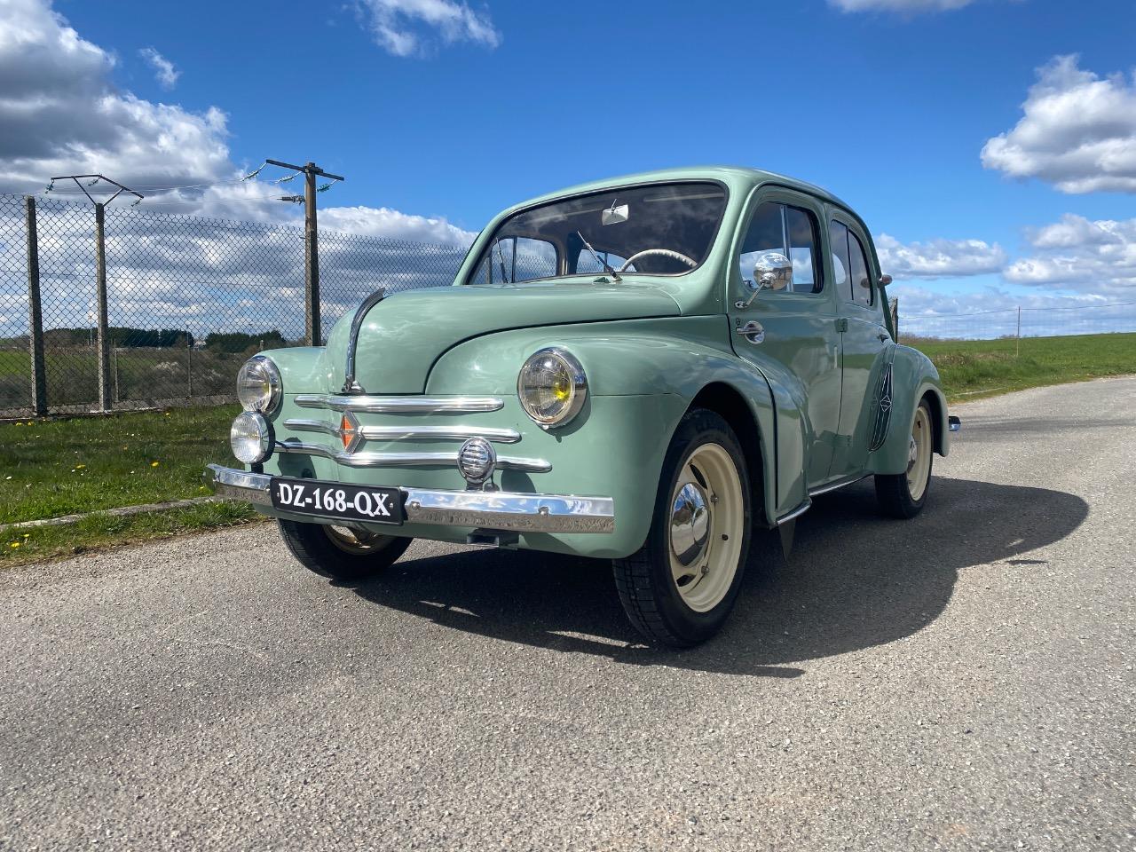 RENAULT 4CV - 1957 LesAnciennes.com
