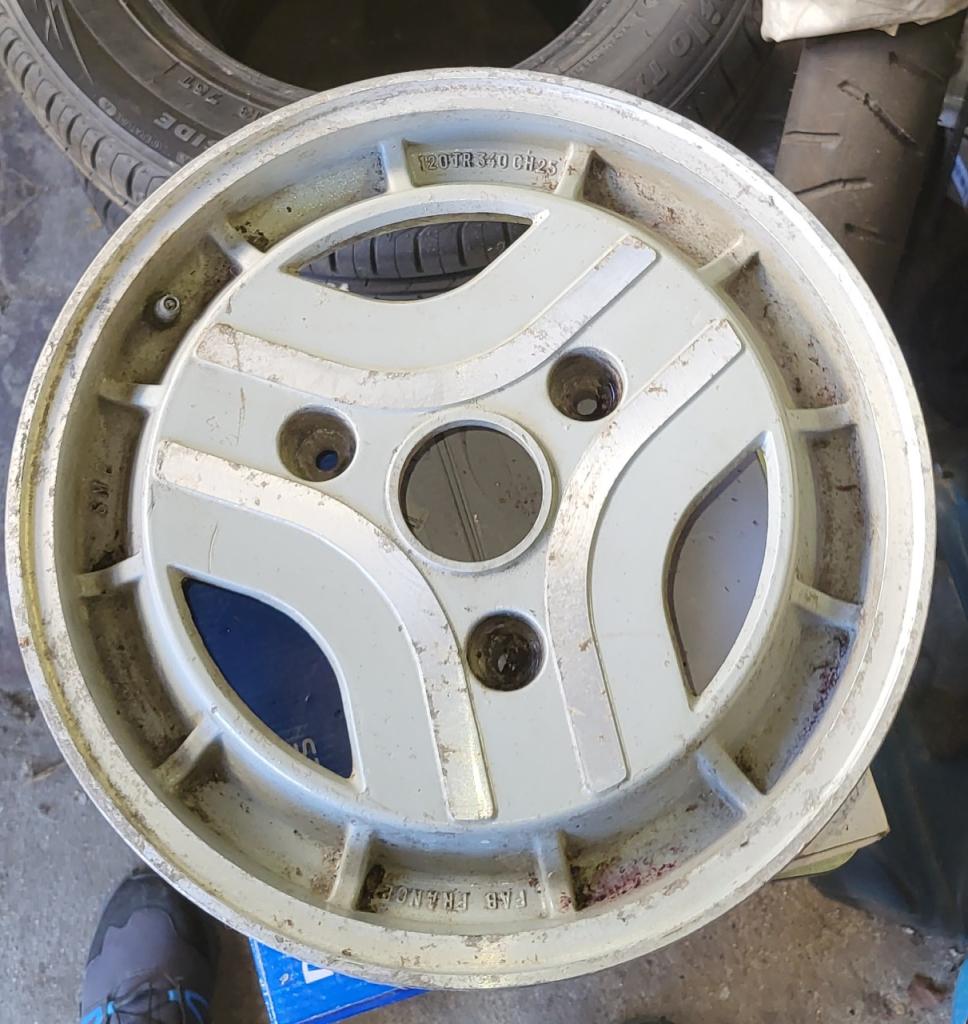 Jantes alu Michelin Trx (R5) LesAnciennes.com