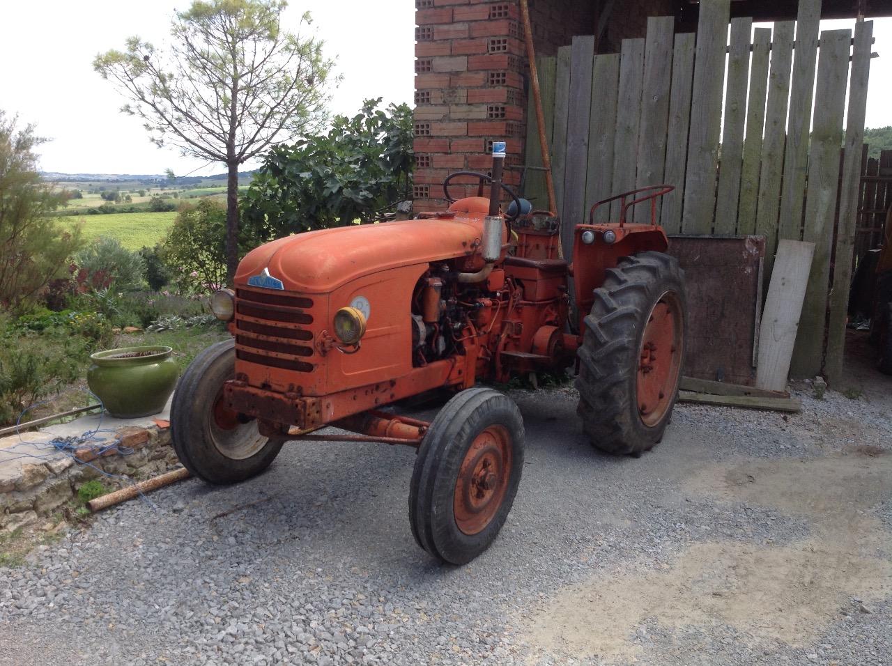 RENAULT D35 D30 - 1956 LesAnciennes.com