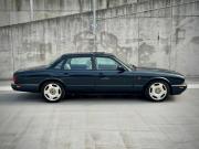 image_0-JAGUAR XJR - 1996
