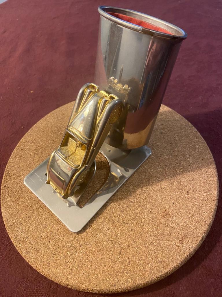 Porte stylos JAGUAR XK 120 LesAnciennes.com