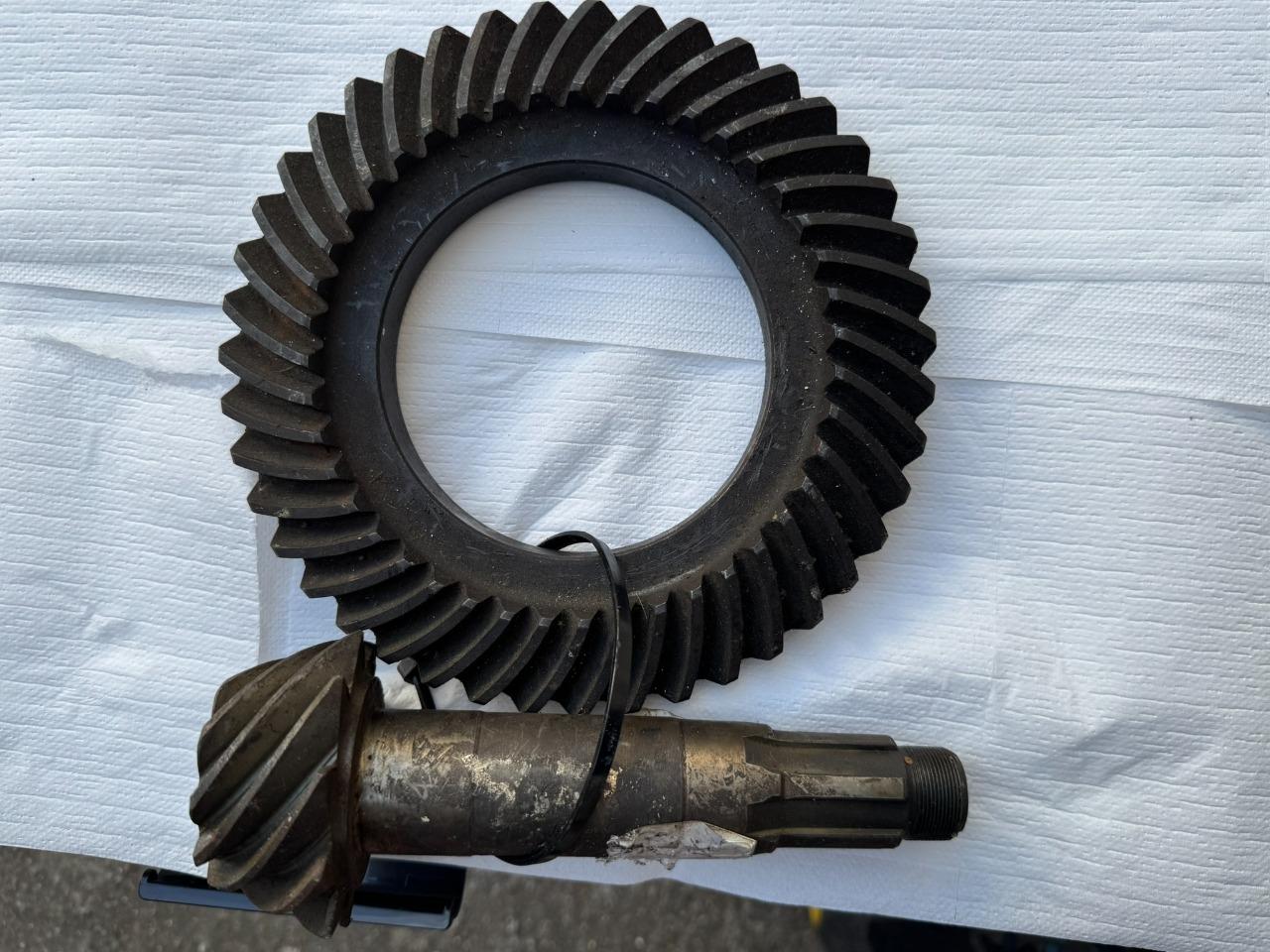 Pièces ALFA ROMEO Type 105 1600/1750/2000 LesAnciennes.com
