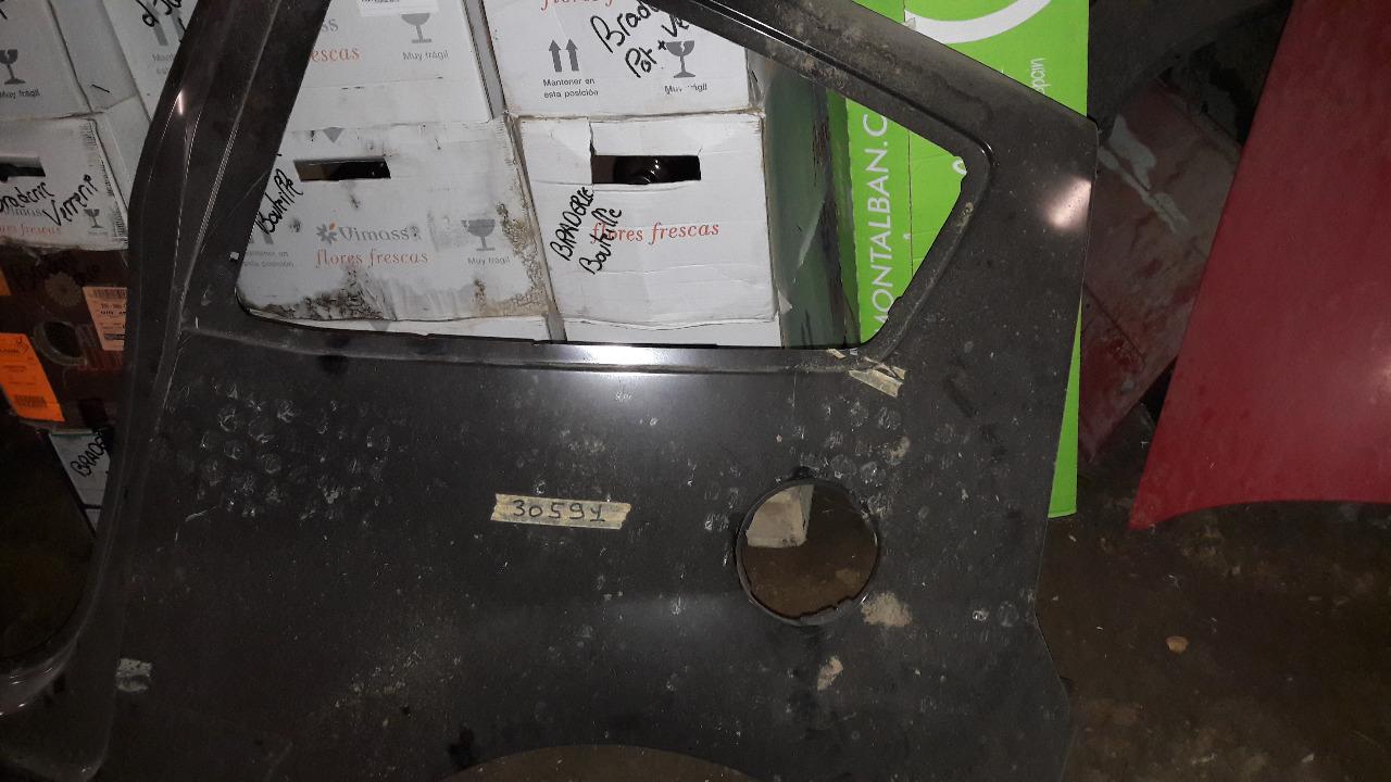 AILE ARRIERE GAUCHE CITROEN C2 LesAnciennes.com