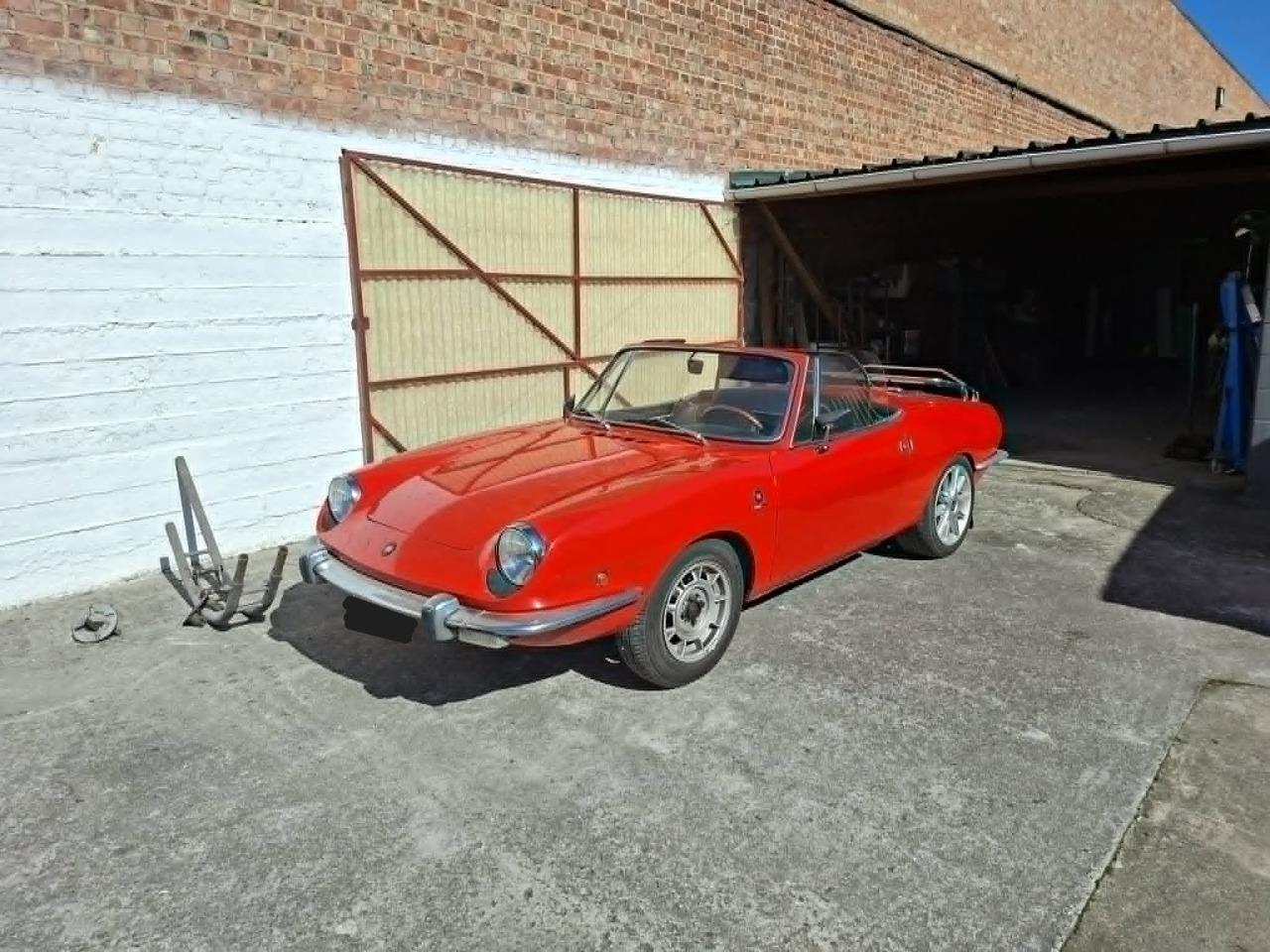 FIAT 850 Spider - 1970 LesAnciennes.com