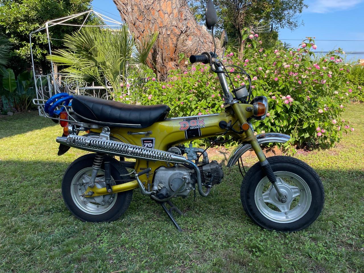 HONDA Dax Japan import - 1975 LesAnciennes.com