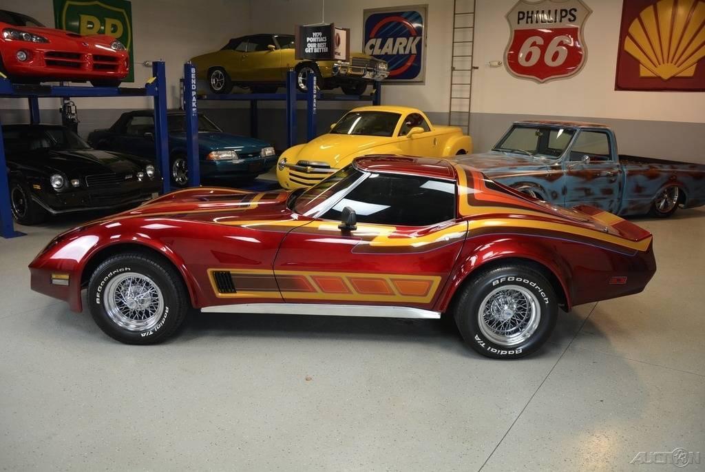 CHEVROLET Corvette C3 custom - 1976 LesAnciennes.com