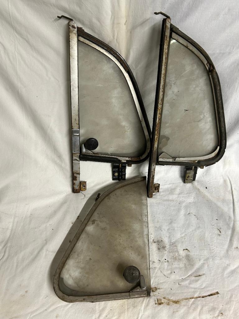 Déflecteurs VOLKSWAGEN cabriolet 1200 LesAnciennes.com