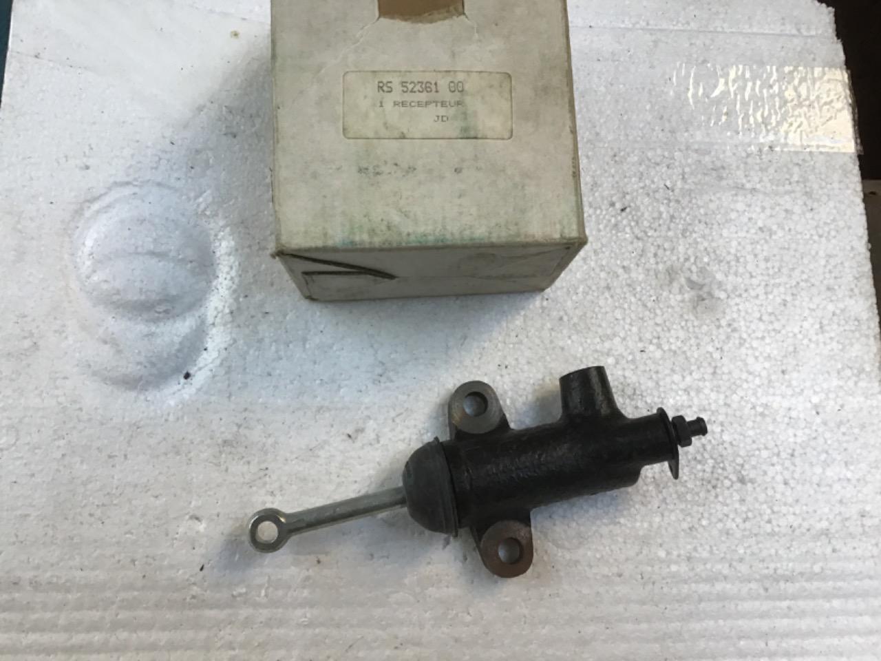 RÉCEPTEUR EMBRAYAGE NEUF AUSTIN MINI LesAnciennes.com