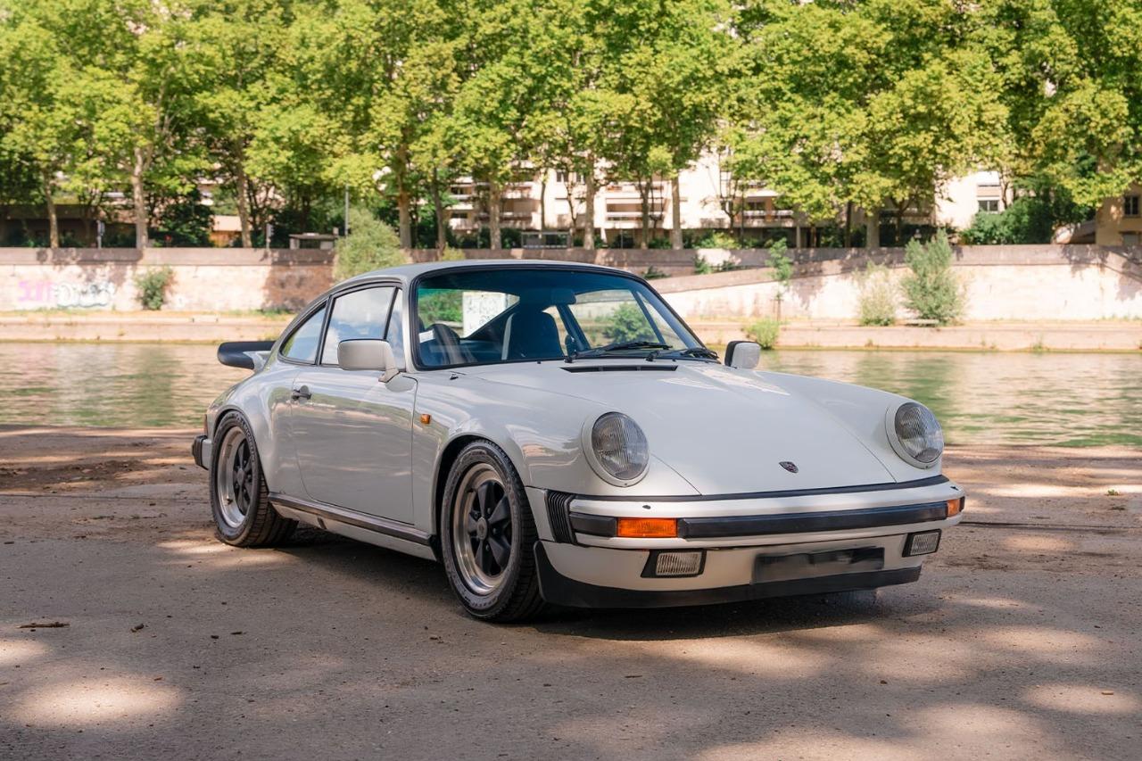 PORSCHE 911 Carrera 3.2 - 1983 LesAnciennes.com
