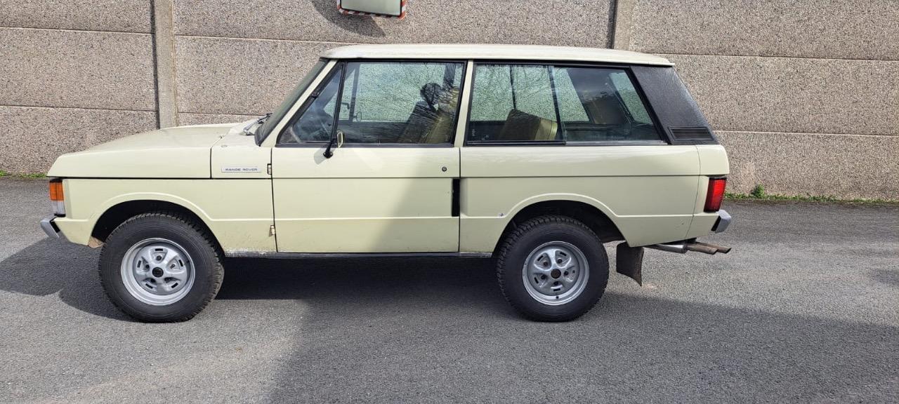 LAND ROVER Range Rover Suffix C - 1974 LesAnciennes.com