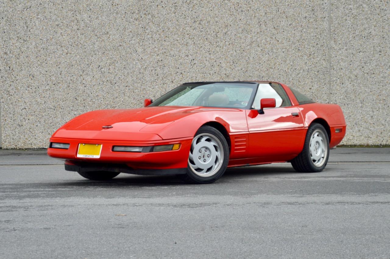 CHEVROLET Corvette C4 Targa - 1986 LesAnciennes.com