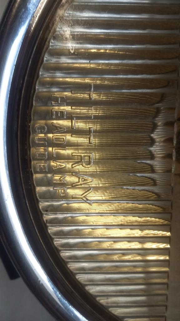 TILTRAY phare 275 mm LesAnciennes.com