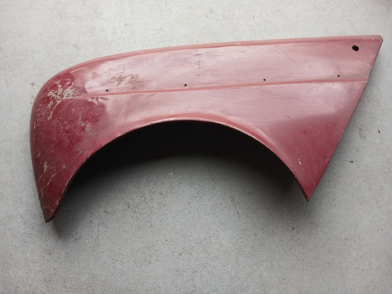 Aile avant gauche RENAULT 4 (R4) série 1 LesAnciennes.com