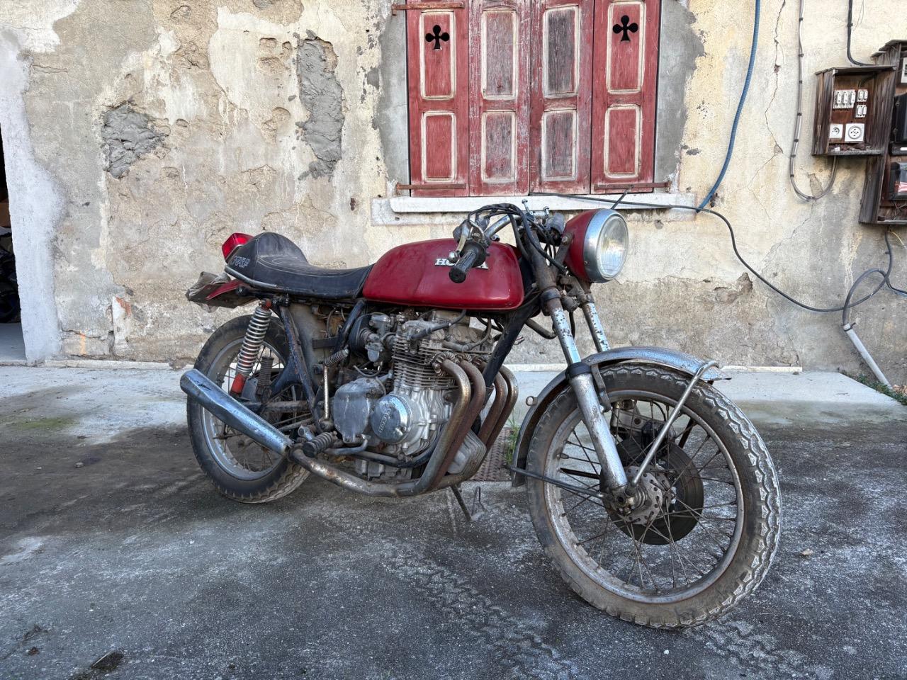 HONDA CB 350 Four - 1969 LesAnciennes.com