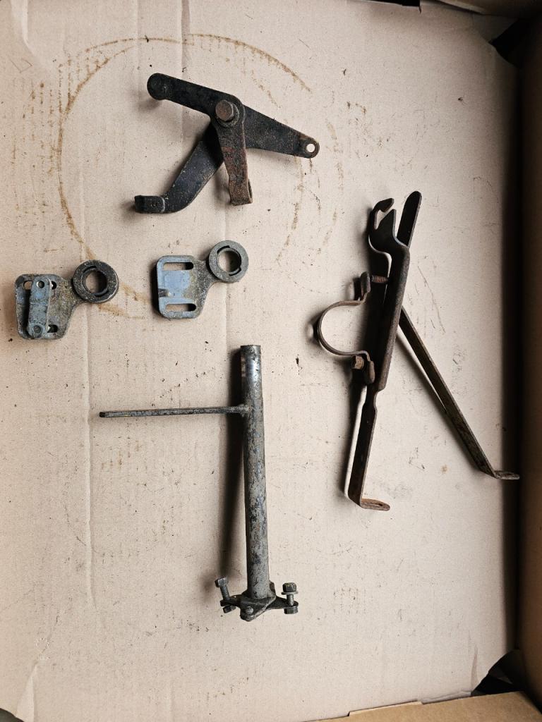 Pièces boite à vitesse et support CITROEN DS LesAnciennes.com