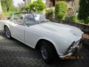image_0-TRIUMPH TR4A surey top - 1969