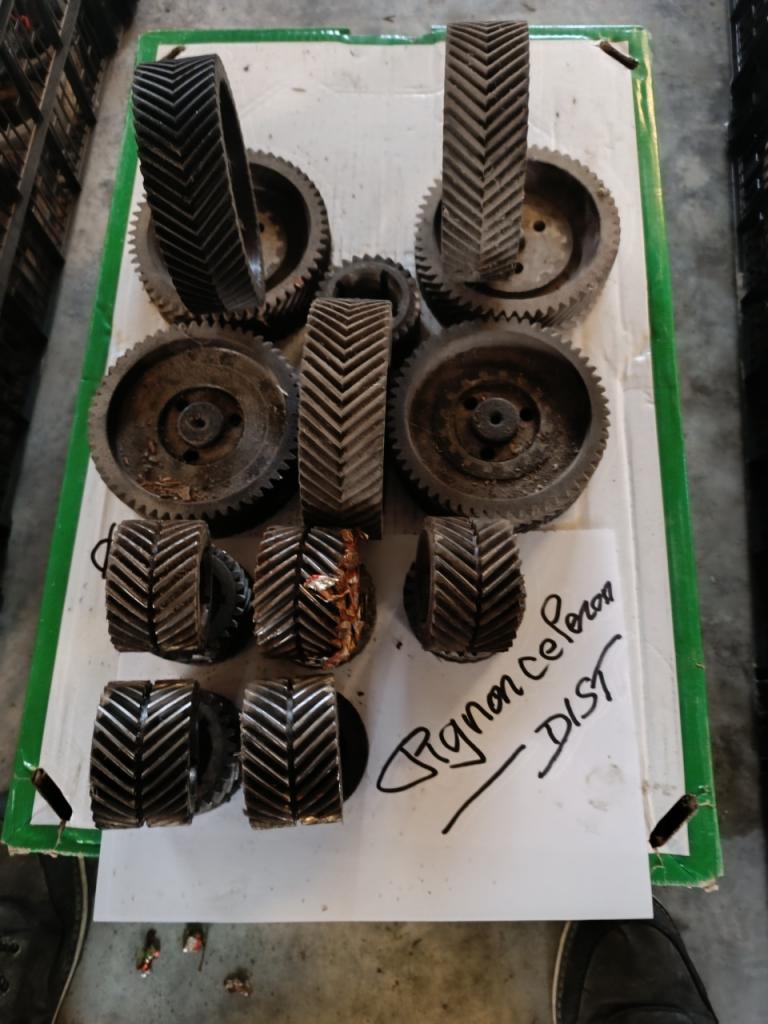 Pignon celeron LesAnciennes.com