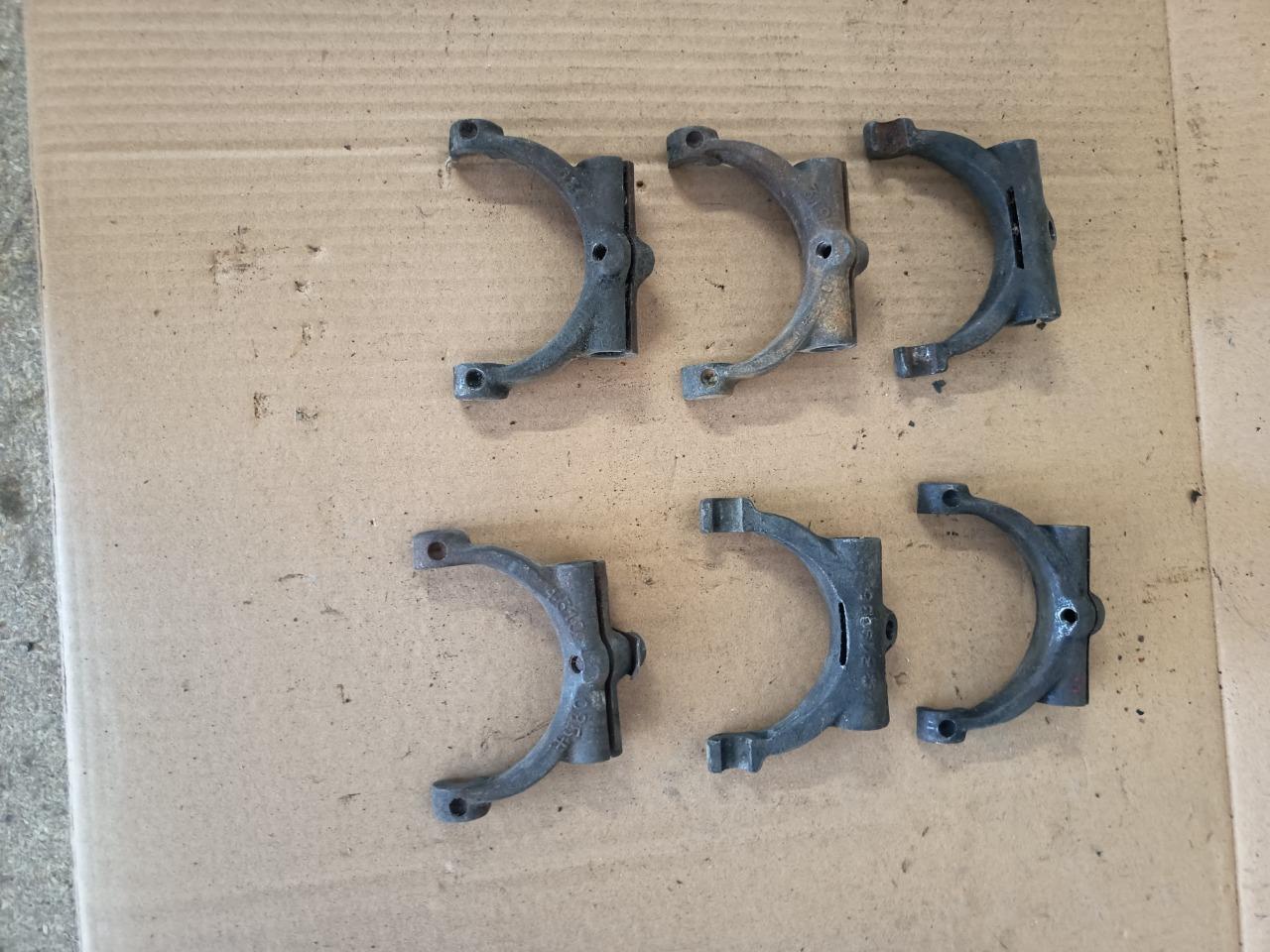 Fourchette d'embrayage PANHARD 17/24/dyna LesAnciennes.com