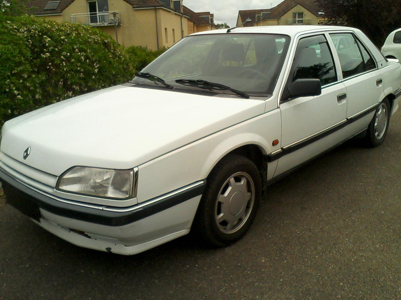 RENAULT 25 (R25) TX Courchevel - 1991 LesAnciennes.com