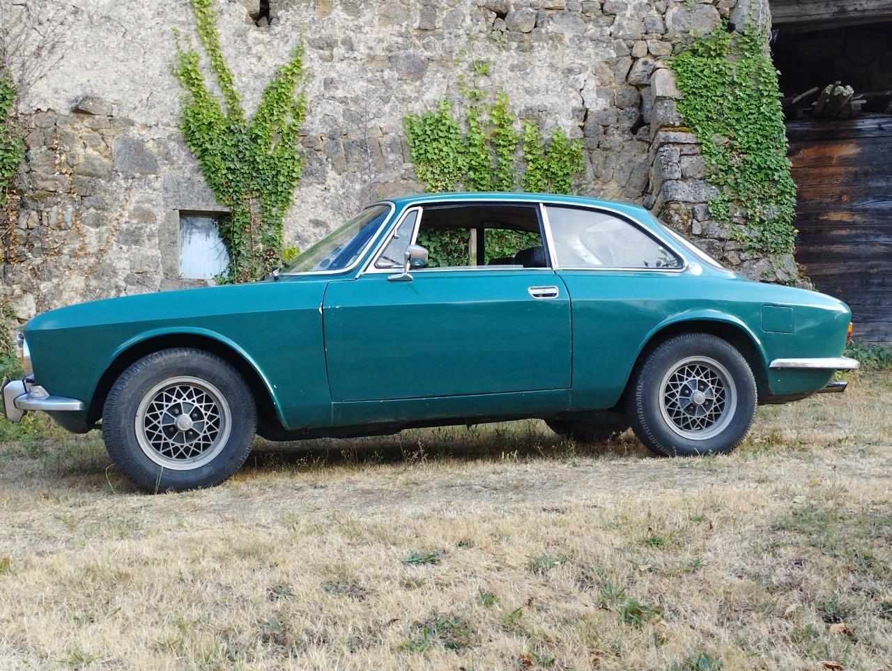ALFA ROMEO 1300 coupé Bertone - 1974 LesAnciennes.com