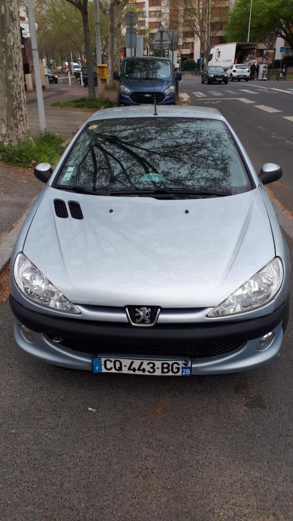 PEUGEOT 206cc Cabriolet - 2002 LesAnciennes.com