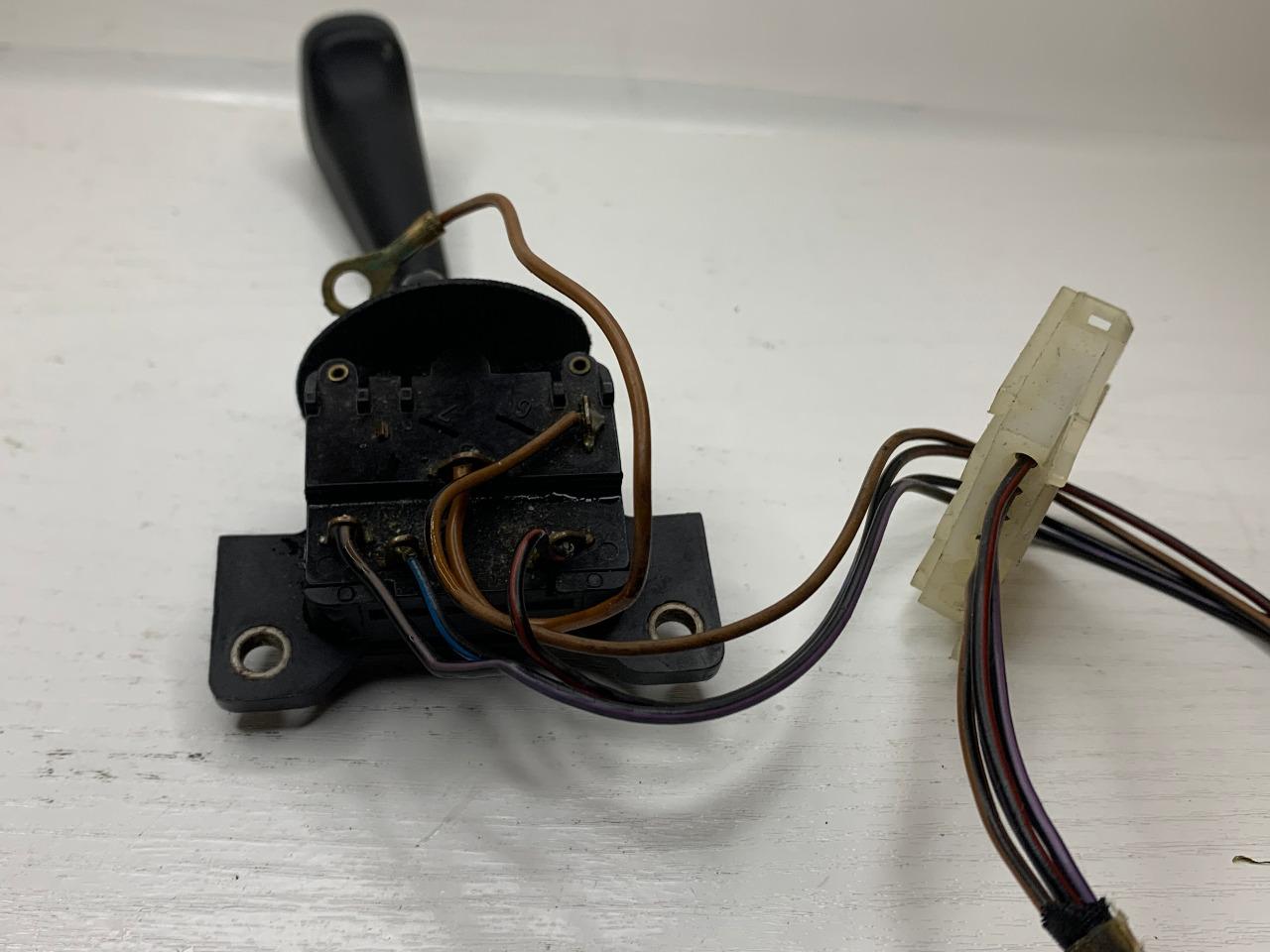 Commodo essuie glace BMW E 30 LesAnciennes.com