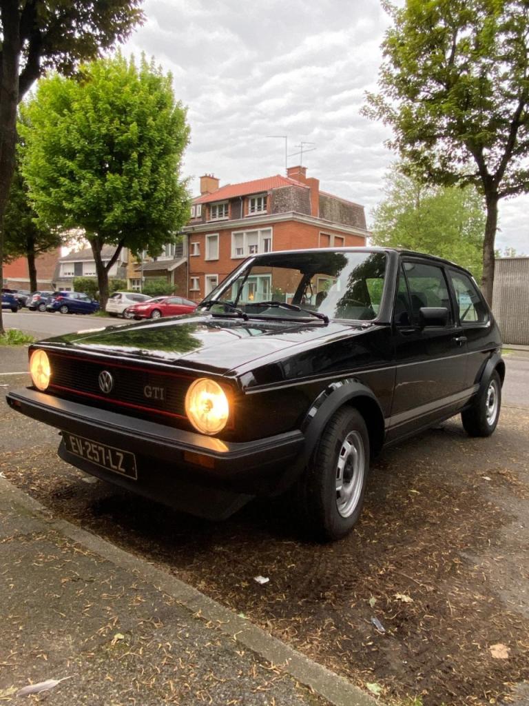VOLKSWAGEN Golf - 1982 LesAnciennes.com