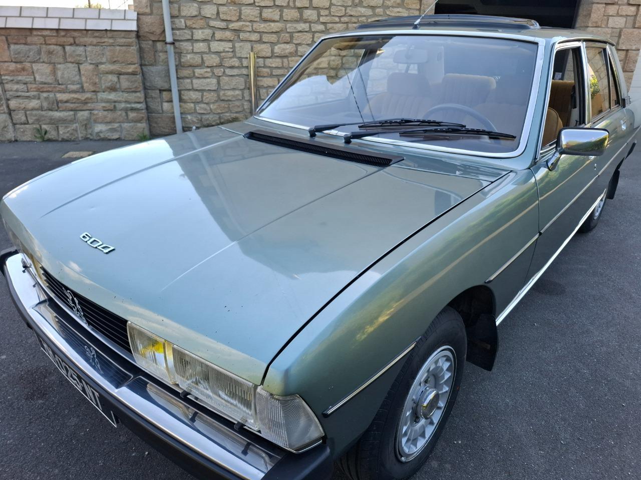 PEUGEOT 604 V6 SL - 1978 LesAnciennes.com