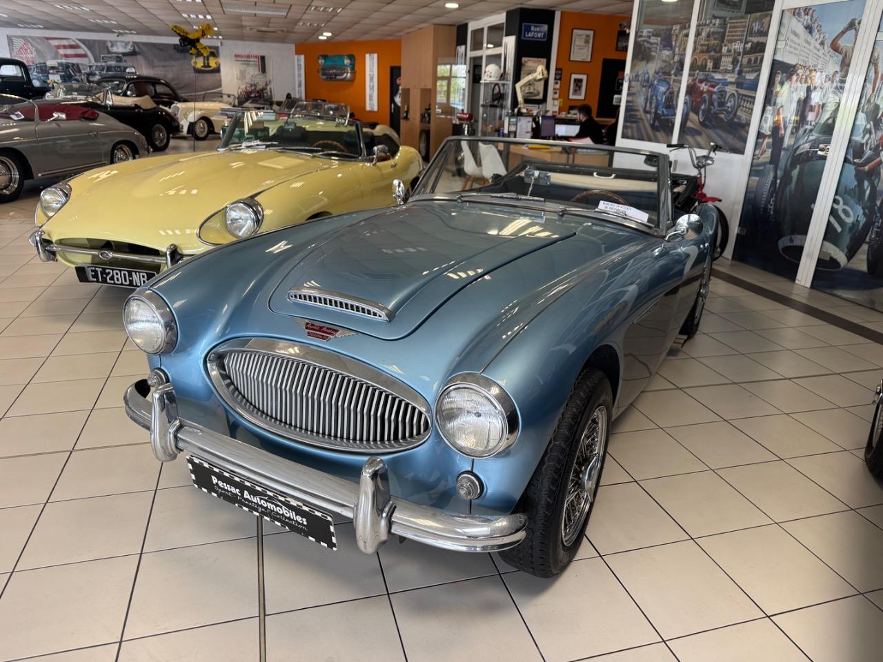 AUSTIN HEALEY 3000 BJ8 - 1964 LesAnciennes.com