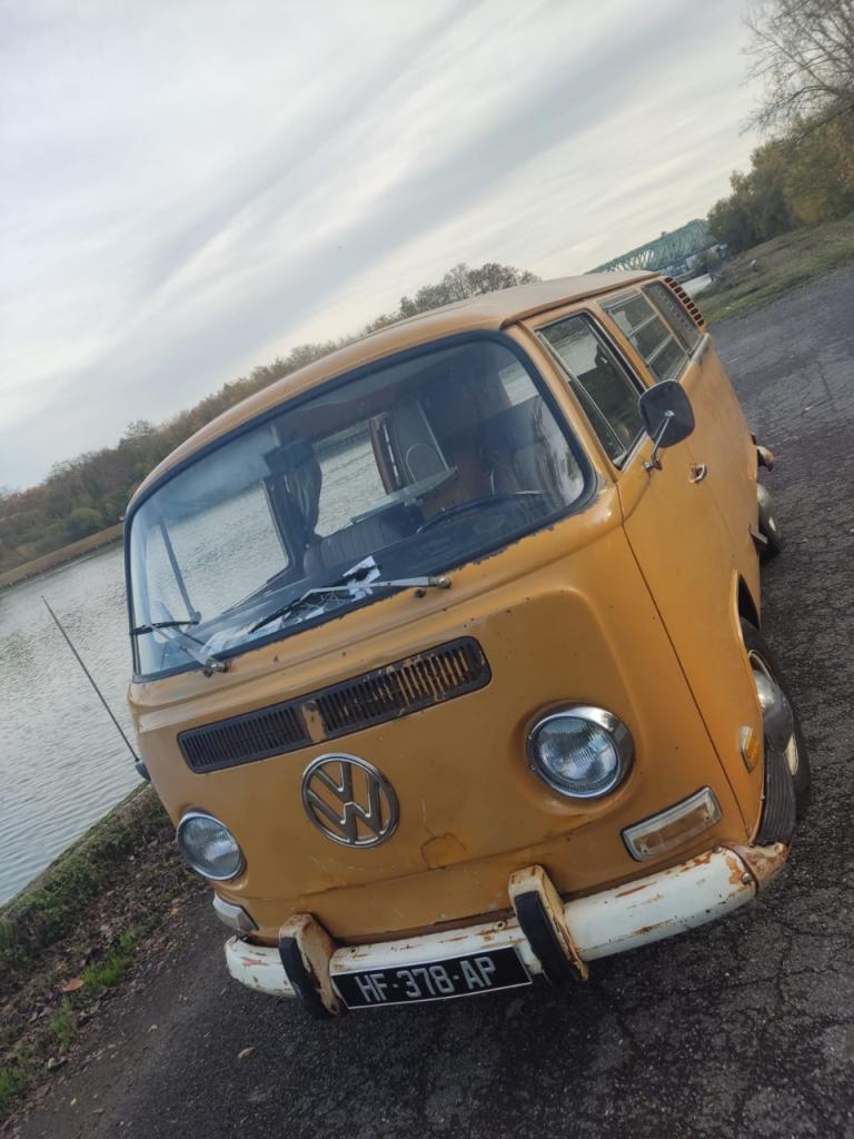 VOLKSWAGEN Combi Westfalia - 1972 LesAnciennes.com