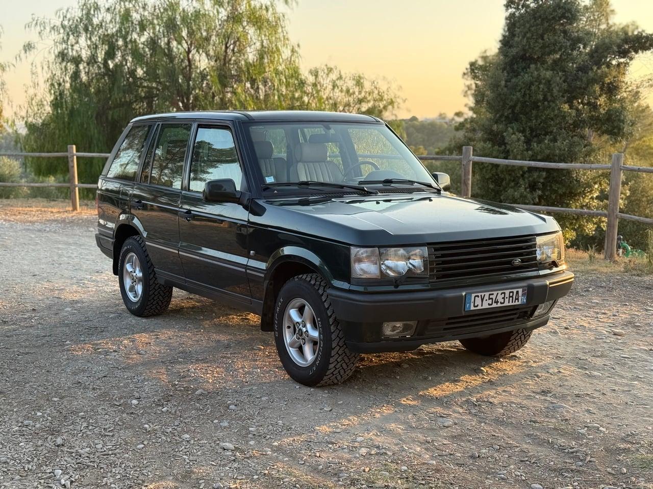 2002 Land Rover Range Rover 4.6L Vogue P38 LesAnciennes.com