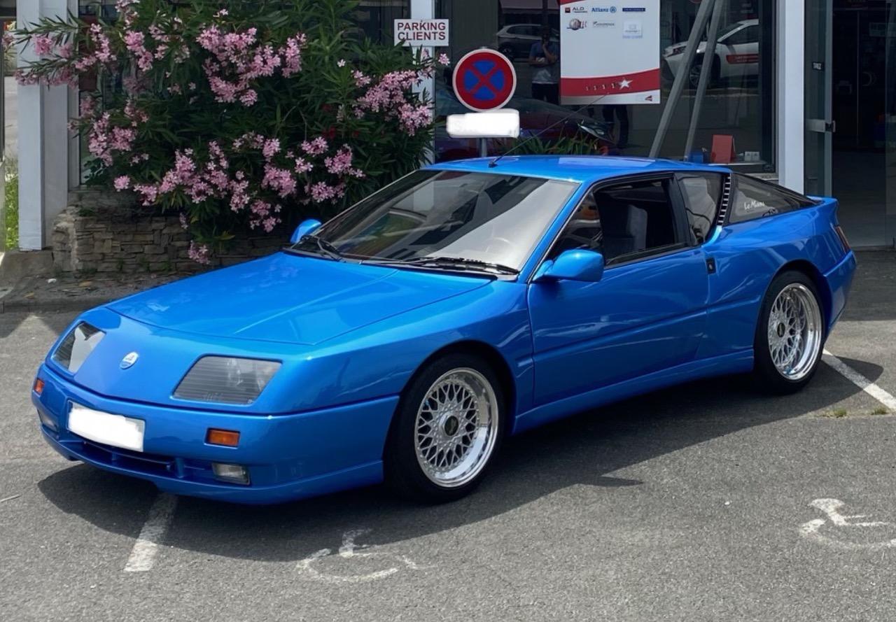 ALPINE RENAULT GTA V6 turbo Le Mans - 1990 LesAnciennes.com