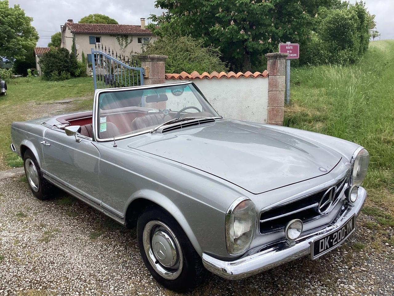 1967 Mercedes-Benz 250SL California Coupe W113 LesAnciennes.com