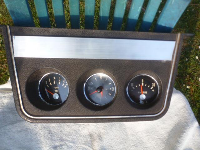 OPEL Commodore rekord sprint:console 3 jauge VDO LesAnciennes.com